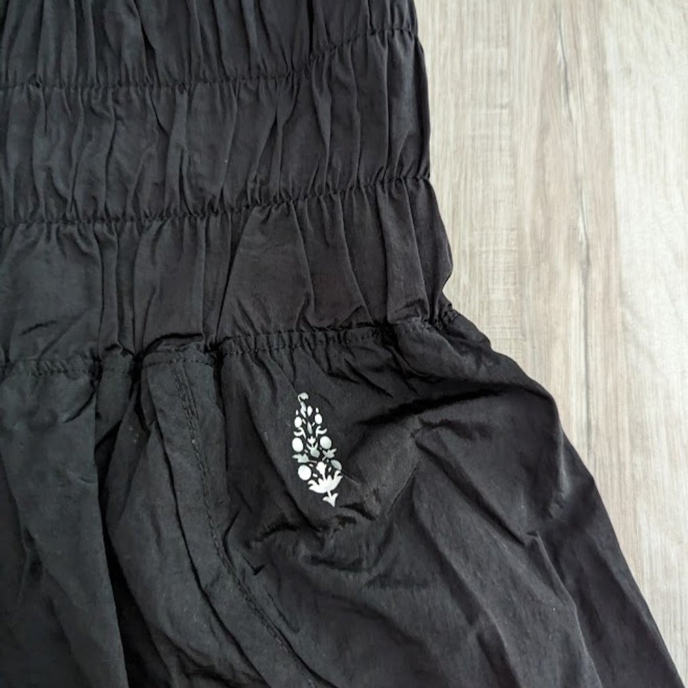 Free People Active Wear Shorts Black, - Picture 4 of 7